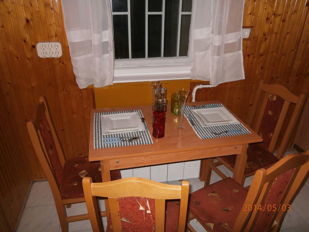 Highland Apartment Budapest Ruang foto